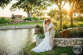 Oak Water Ranch Wedding Venue Located On Southwest Of Fort Worth Texas In Granbury Wedding Venues Texas Wedding Venues Texas Weddings