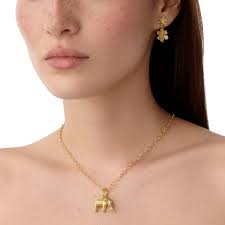 18K Tembo Elephant Pendant M by templestclair