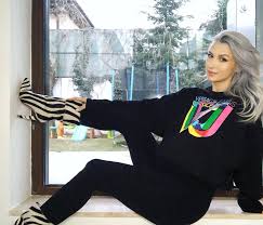 Two years later, she released her debut solo album, amețiți de fum. Cand NaÈ™te Andreea BÄƒlan Acum E Stabilit Libertatea