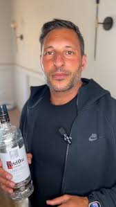 Did you know vodka isn’t just for cocktails? This simple, odorless alcohol  works wonders as a natural deodorizer! Spray it