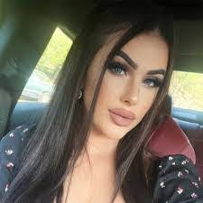 Brittany Shook's Instagram, Twitter & Facebook