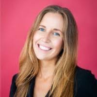 Sarah Hazard's Instagram, Twitter & Facebook