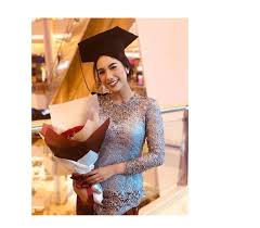Maybe you would like to learn more about one of these? 33 Inspirasi Model Baju Kebaya Modern Untuk Wisuda Updated 2021 Bukareview