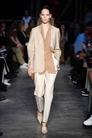 Burberry Ready To Wear Autumn 2019 Look 76 How To Wear Burberry Ready To Wear