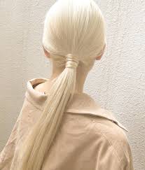 岡本 ミナミはinstagramを利用しています 結んだ今日 gala blond blonde ブロンドヘアー ブロンドカラー ホワイトブロンド ブロンドベージュ ベージュカラー ボブ ボブアレンジ ミニボブ ヘアアレンジ ホワイトブロンド ブロンドボブ ブロンド