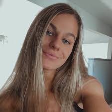 Olivia Mclean's Instagram, Twitter & Facebook