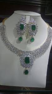 لمستي - طقم تقليد الماس جوده عاليه وفخامه ضمان سنه. السعر: 450درهم |  Facebook