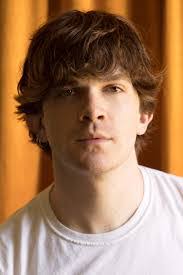 Elisa Stewart's Instagram, Twitter & Facebook