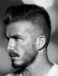 Pompadour Frisur David Beckham Nachstylen Tipps Haargel David Beckham Haarschnitt Beckham Frisur Manner Haarschnitt Kurz
