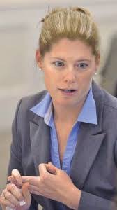 Ellen Herrington's Instagram, Twitter & Facebook