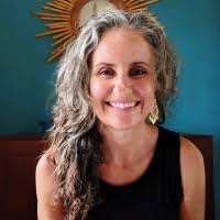 Alana Lerner's Instagram, Twitter & Facebook