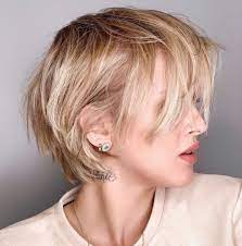 Girls with short hair know that you have to start by finding the types of hair cut for your face shape and the layers in the back are shorter and create the dramatic angle. 50 Short Blonde Hair Ideas For Your New Trendy Look In 2021