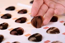 Siapkan krim smoothing, sisir cat (sisir yang ada kuasnya dan yang pegangannya panjang serta runcing). Hal Hal Yang Perlu Diperhatikan Sebelum Dan Sesudah Mewarnai Rambut Kawaii Beauty Japan
