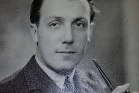 Crowd appeal for funeral of Dambusters engineer and his wife