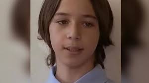 Dizide hüsnü çoban'ın kızı zeliha karakterini canlandıran yüsra geyik ile oğlu tekin'e hayat veren onur bay arka sokaklar'a veda etti. Arka Sokaklar In Tekin I Onur Bay Diziye Veda Mi Ediyor Sezon Finali Oncesi Beklenmedik Ayrilik Iddiasi