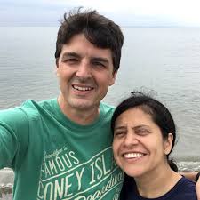 Some supreme jigging ot step dancing as they call it in Moose Factory... My  deceased father in law James Small was a heck of a dancer..step  dancing.....love watching it.And does take up