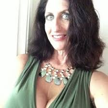 Robin Cash Larsen (pamperedshoegal)