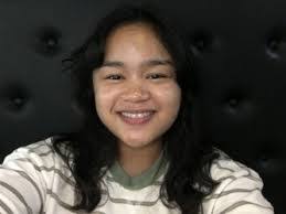 Melissa Supsup's Instagram, Twitter & Facebook