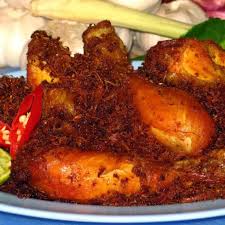 Ada banyak macam menu makanan yang menggunakan ayam. 3 Resep Ayam Goreng Bumbu Gurih Resep Hari Ini