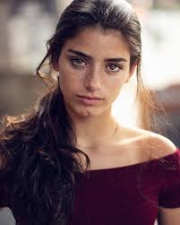 Dixie D Amelio Dixiedamelio Fotos Y Videos De Instagram In 2020 Dixie Brown Eyed Girls Short Hair Styles 2017