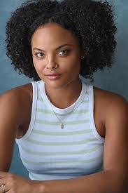 Emma Harvey's Instagram, Twitter & Facebook