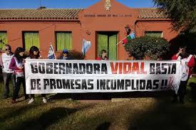 The price is $80 per night from mar 3 to mar 4$80. Escuela Hogar Condenada Al Abandono En Los Toldos Radio Grafica