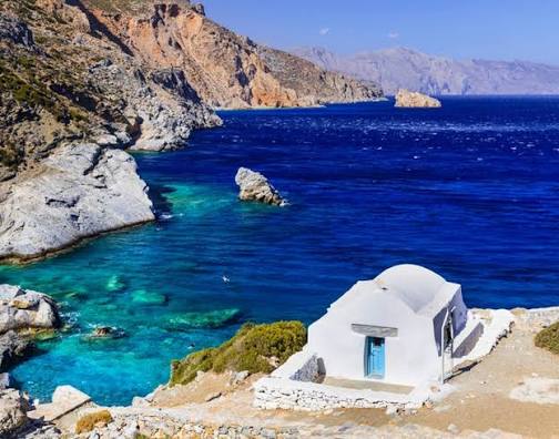 Οι 10 καλύτερες παραλίες της Αμοργού.