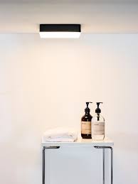 Alle badezimmerleuchten können jeweils dort angebracht werden, wo sie. Ceres Led Deckenleuchte Badezimmer Led Dim 1x30w 3000k Ip44 Schwarz