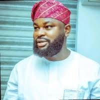 6 "David Peterside" profiles