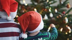 Gefeiert wird im familienkreis, wobei meist schon am morgen der christbaum. Das Weihnachtsfest Und Seine Heidnischen Ursprunge Evangelisch De