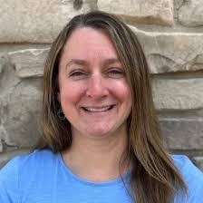 Annette Abraham's Instagram, Twitter & Facebook