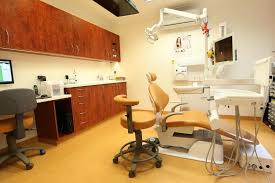 Dr Samreen Kaur Page On About Me Http About Me Winningsmiles Clinic Design Free Dentist Smile Dental