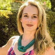 Hilary Silverman's Instagram, Twitter & Facebook