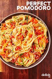 Pasta Pomodoro Lets You Skip The Marinara Jar Recipe In 2020 Light Pasta Recipes Cooking Fresh Pasta Easy Pasta Sauce