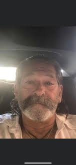 Hi from CT! I am looking for someone who is active and likes to have fun  locally and through travel. I love spending time with my family and am  looking for someone