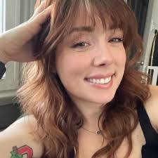 Tricia Dailey's Instagram, Twitter & Facebook