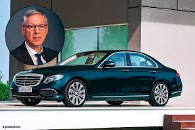 Mai 1948 in spaichingen) ist ein deutscher politiker (bündnis 90/die grünen). Co2 Werte Der Politiker Dienstwagen 2018 Bilder Autobild De