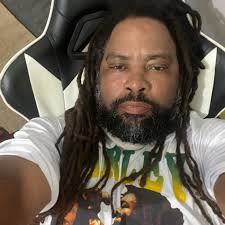 Happy birthday Derrick Bettis