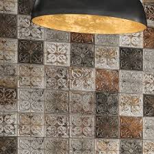 These smooth subway tiles feature uneven edges for a handmade look. Antigua Realonda En