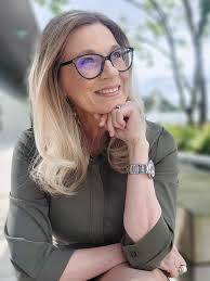 Schönen Feiertag!❤️😀❤️ Danke @todaytoons für die sarirische Betrachtung  von "Christi Himmelfahrt". Was immer ihr heute auch tut, macht es mit  Freude!❤️ #happy #weekendvibes #goodvibesonly #happymoments #nature  #naturelove #cartoonart ...