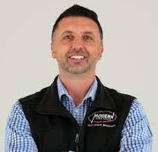 Ernesto Resto's Instagram, Twitter & Facebook