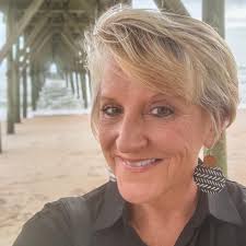 Amy Fowler Shores përditësoi...