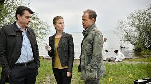 Nach der bergung eines schatzes von 273 goldmünzen aus dem bodensee, wird der finder, der hobbyschatzsucher florian friedrichs, ermordet und mit zugenähtem mund am ufer des bodensees drapiert. Drehschluss Fur Nora Waldstatten Matthias Koeberlin Und Die Toten Vom Bodensee Der Orf At