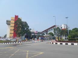 Setiap kerjaya sama ada kerja kerajaan atau swasta mempunyai kelebihan dan kekurangan yang tersendiri. Universiti Multimedia Wikipedia Bahasa Melayu Ensiklopedia Bebas