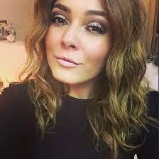 Sherry Dow's Instagram, Twitter & Facebook