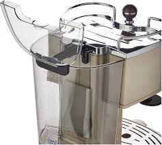 No doubt, delonghi prima donna automatic espresso machine has more plus points than the downsides. Amazon De De Longhi Icona Vintage Espresso Siebtragermaschine Kbov2001 Bg Mit Professioneller Milchaufschaumduse 15 Bar 1 4 L Auch Fur Pads Geeignet Edelstahl In Retro Look Mit Chrom Details Beige