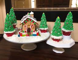 There are a lot of different types of royal icing out there, but if you're building and decorating a gingerbread house, you'll want one that's relatively powdered sugar dissolves more readily in raw applications like icing. Royal Icing Using Meringue Powder Epicuricloud Tina Verrelli