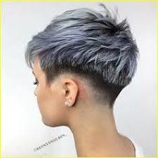 Weitere ideen zu kurzhaarfrisuren, haarschnitt kurz, haarschnitt. Sehr Kurze Frisuren Fur Frauen 2019 2020 Frisur Trend Kurzhaarschnitt Frisuren Abgehackte Haarschnitte Kurzhaarfrisuren