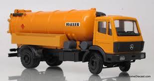 Conrad 1:50 Mercedes Benz