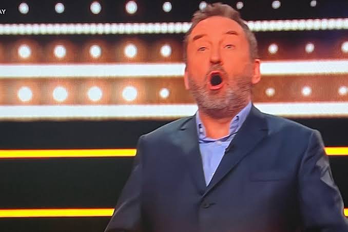 The 1% Club's Lee Mack left in shock at contestant's brush with Hollywood fame | Chronicle Live